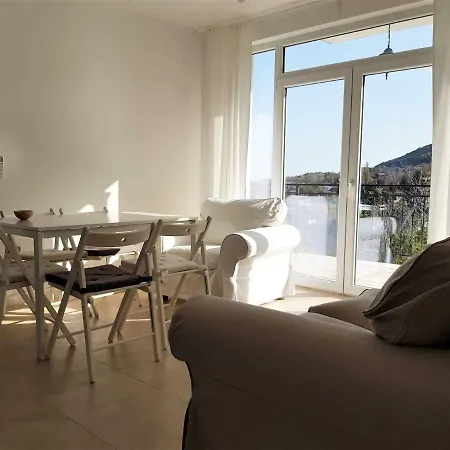 Vila Regina Serafina *