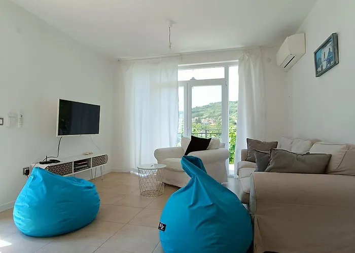 Regina Serafina Villa Balchik