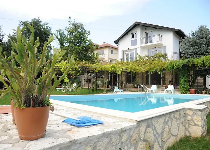 Regina Serafina Villa