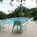 Regina Serafina Villa *