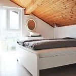 Regina Serafina Villa