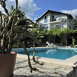 Villa Regina Serafina *